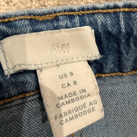 H&M High Rise Blue Jeans - Picture 3 of 3
